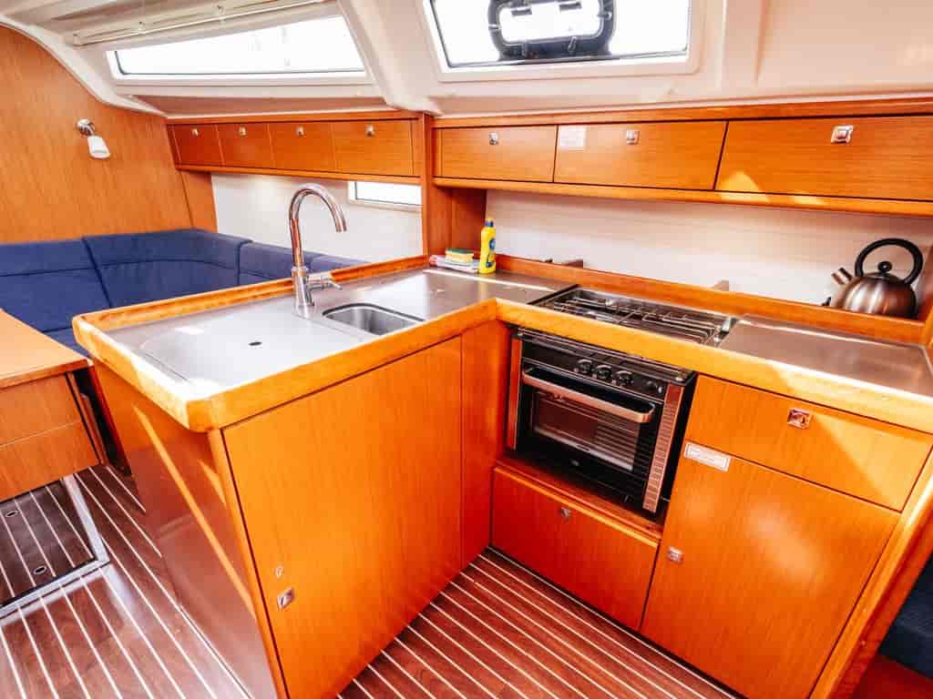 Boat picture 13