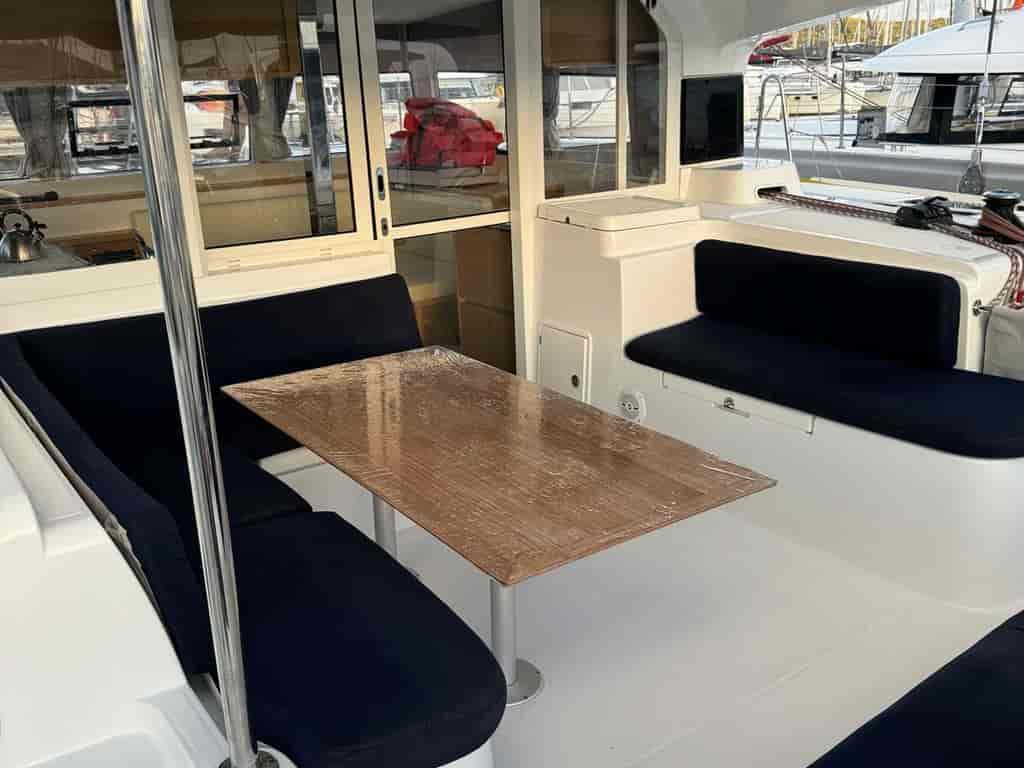 Boat picture 17
