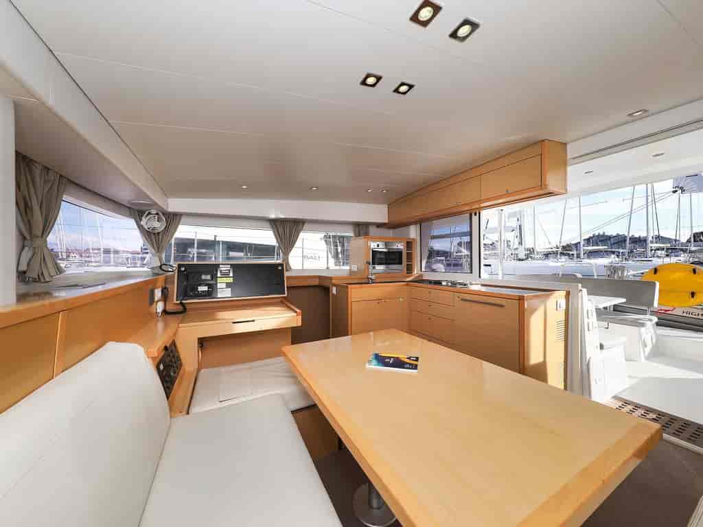 Boat picture 13