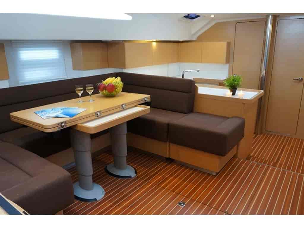 Boat picture 9