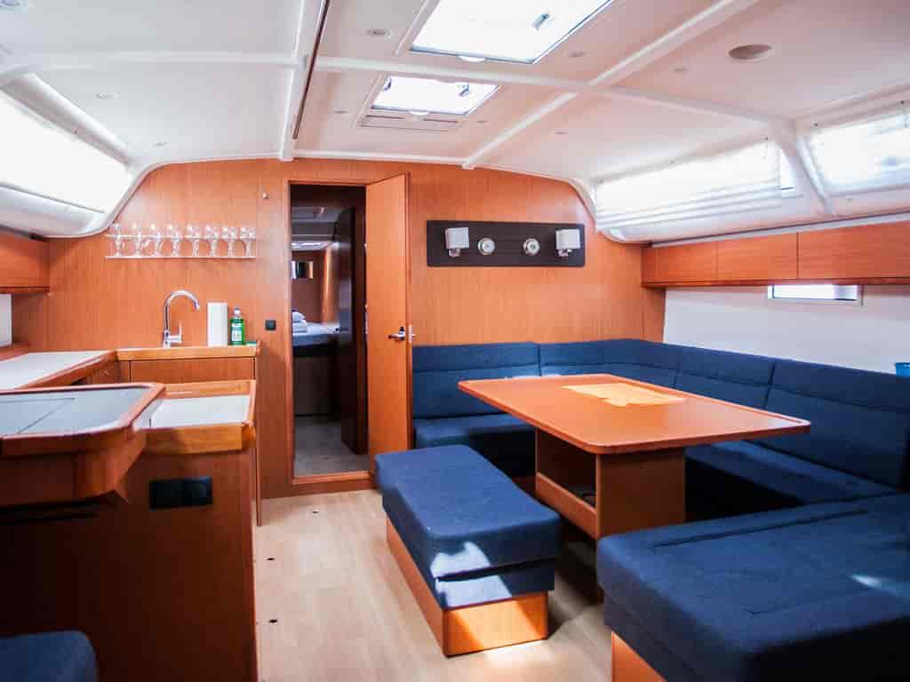 Boat picture 9