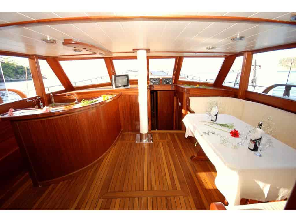 Boat picture 7