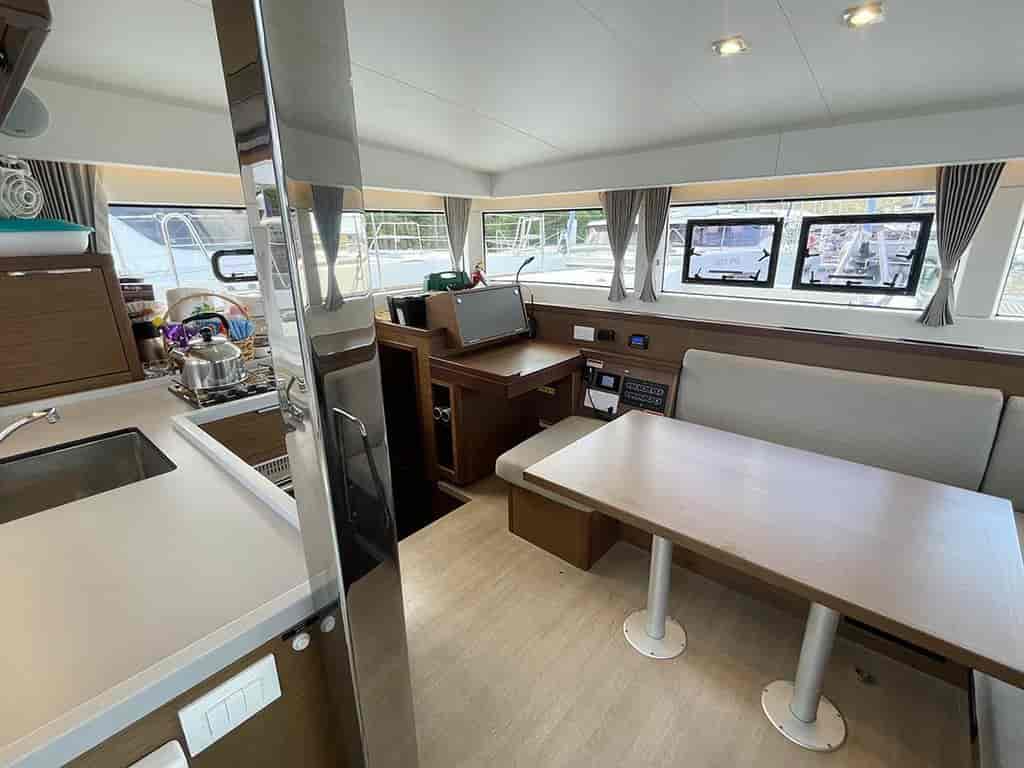 Boat picture 9