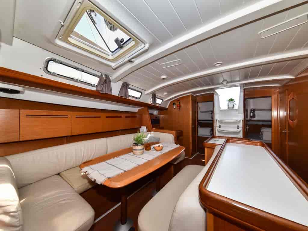 Boat picture 9