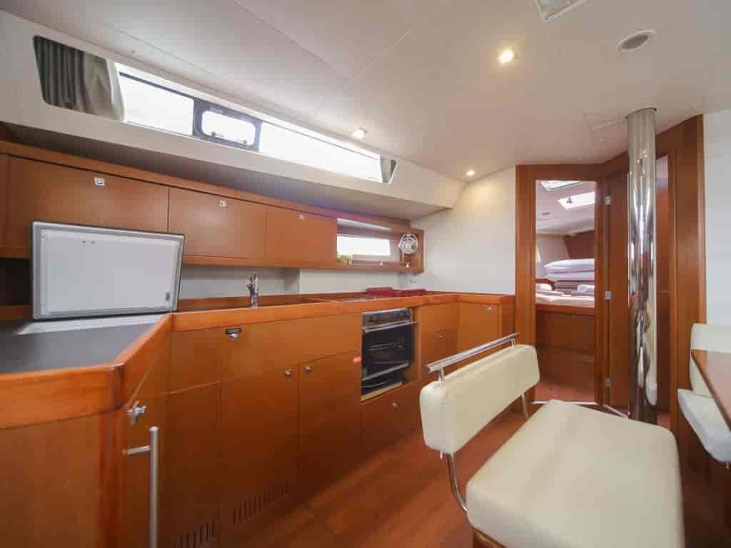 Boat picture 9