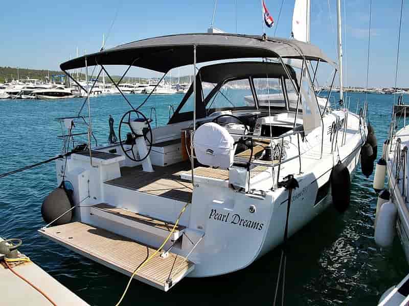 Photo of Pearl Dreams, image 1 of 5