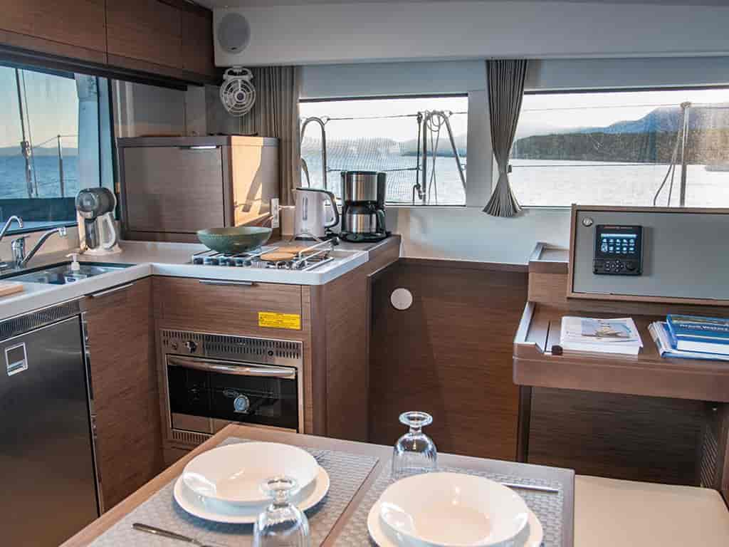 Boat picture 9