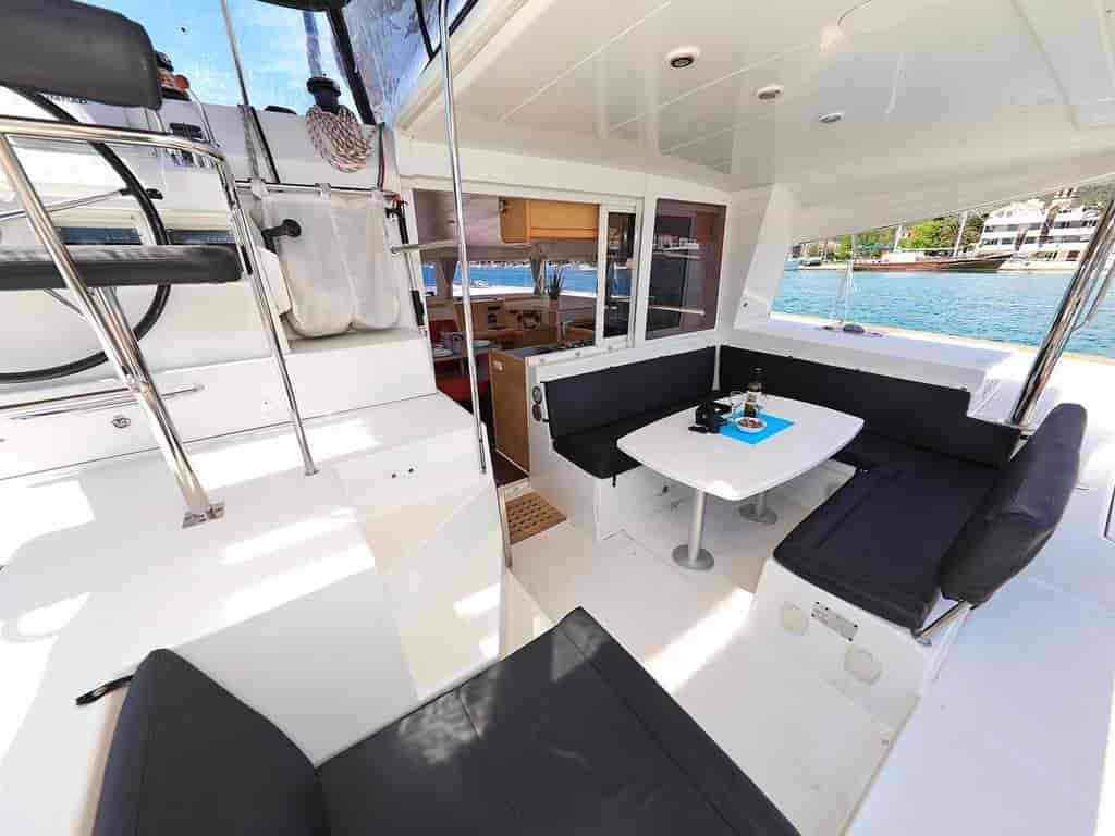 Boat picture 9