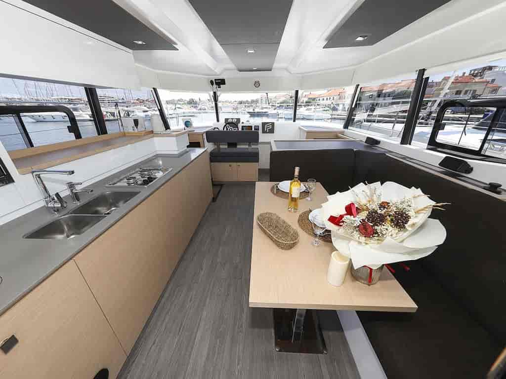 Boat picture 17