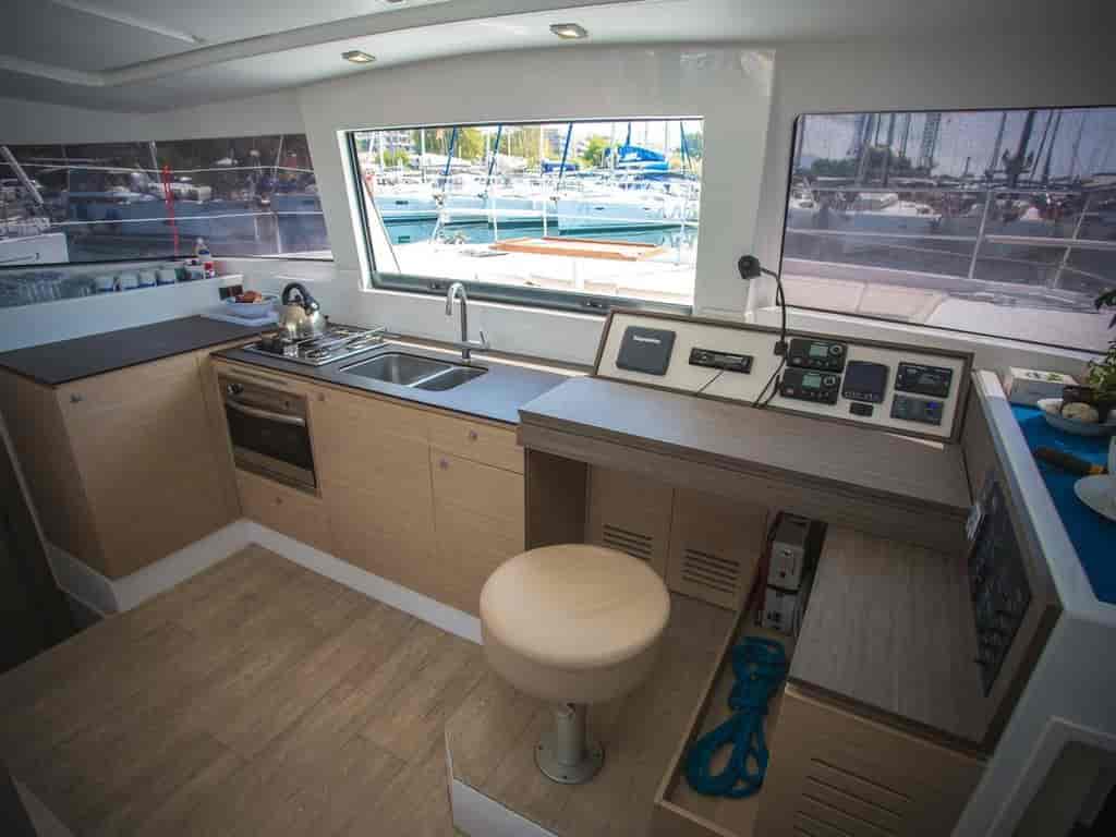 Boat picture 17