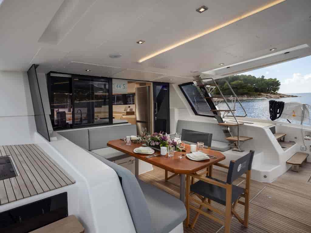 Boat picture 9