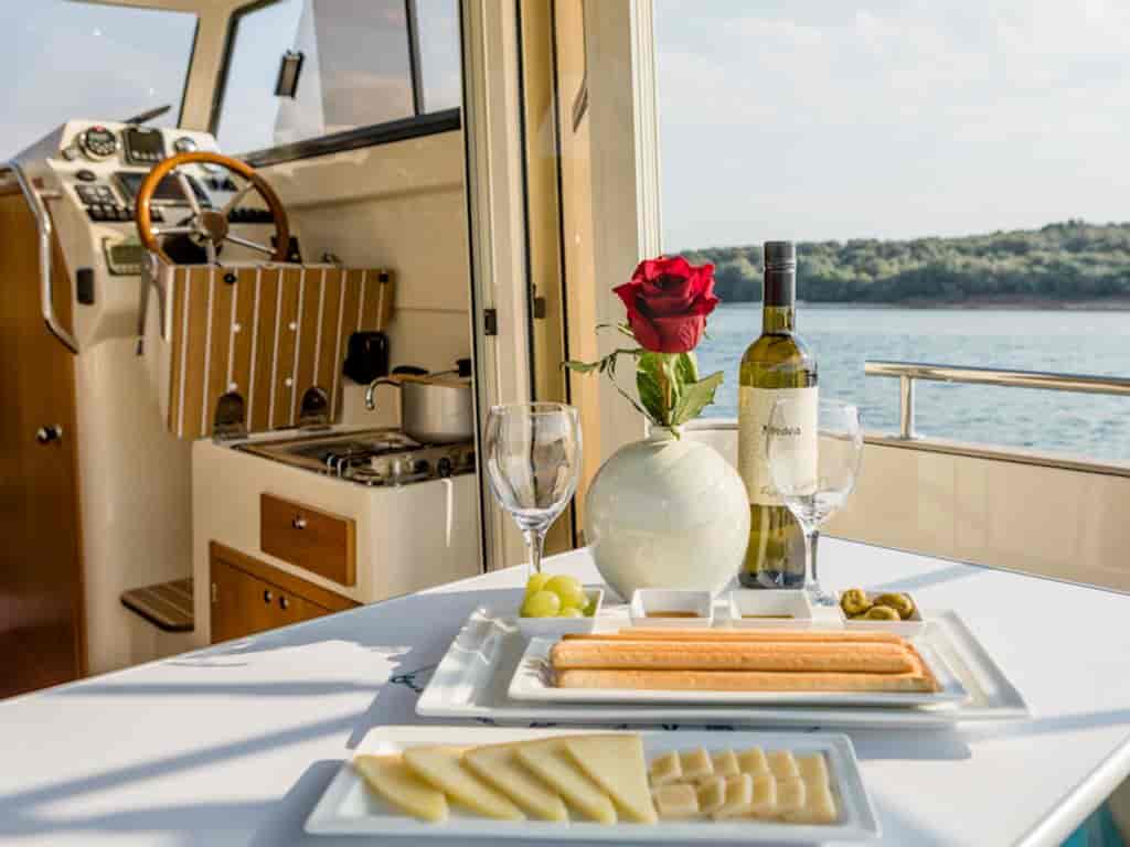 Boat picture 4