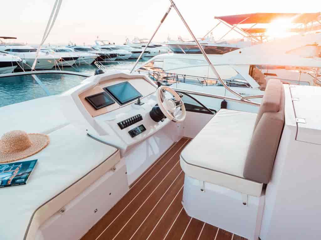 Boat picture 9