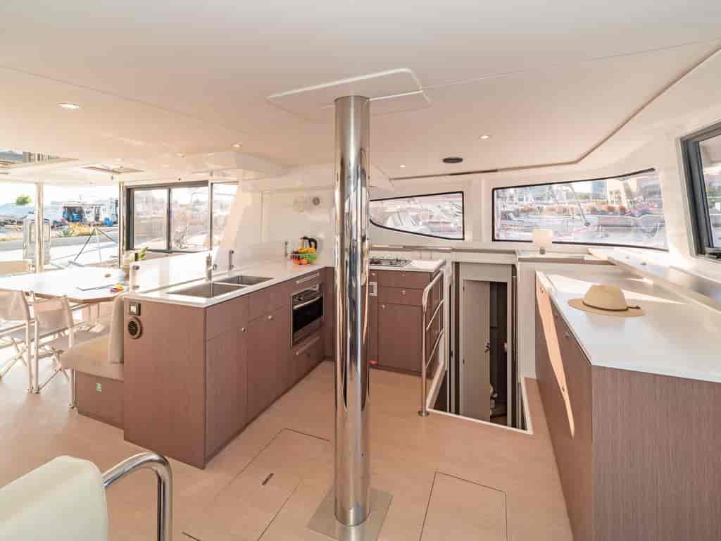 Boat picture 17