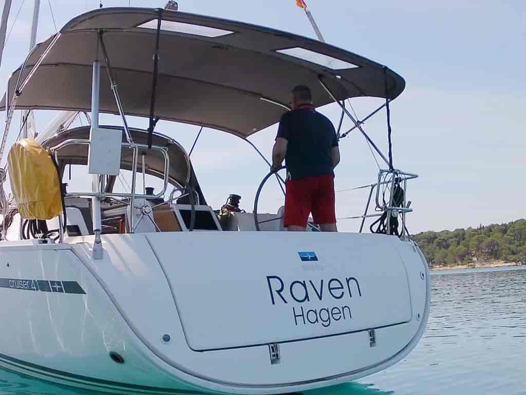 Boat picture 9