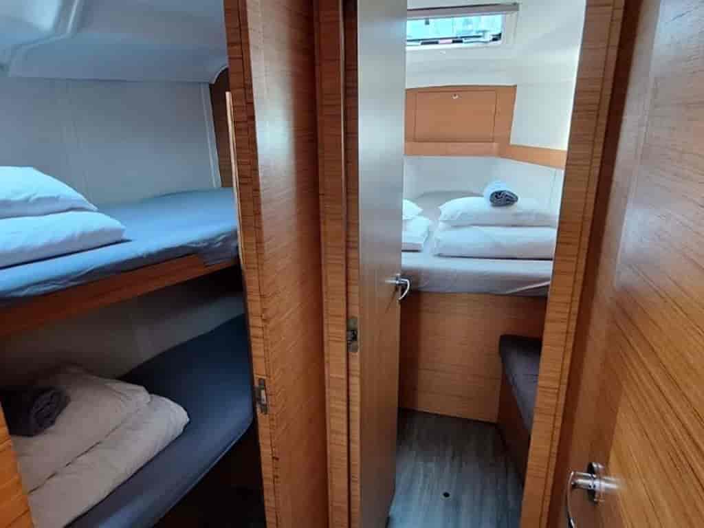 Boat picture 9