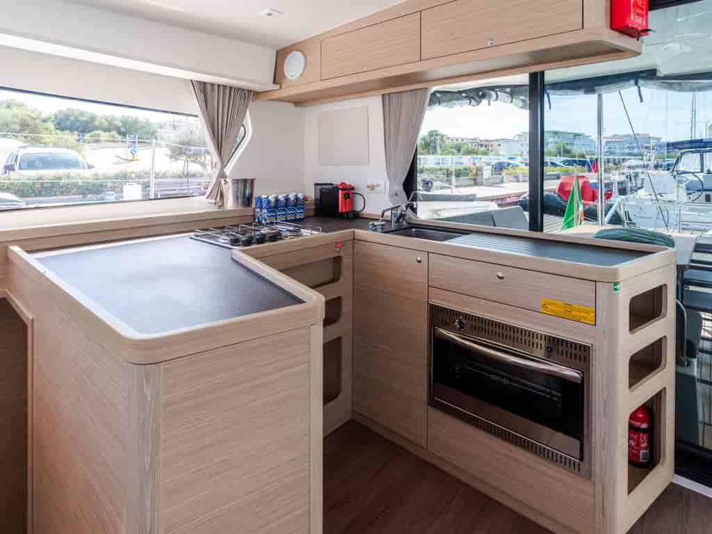 Boat picture 18