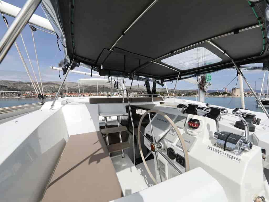 Boat picture 9