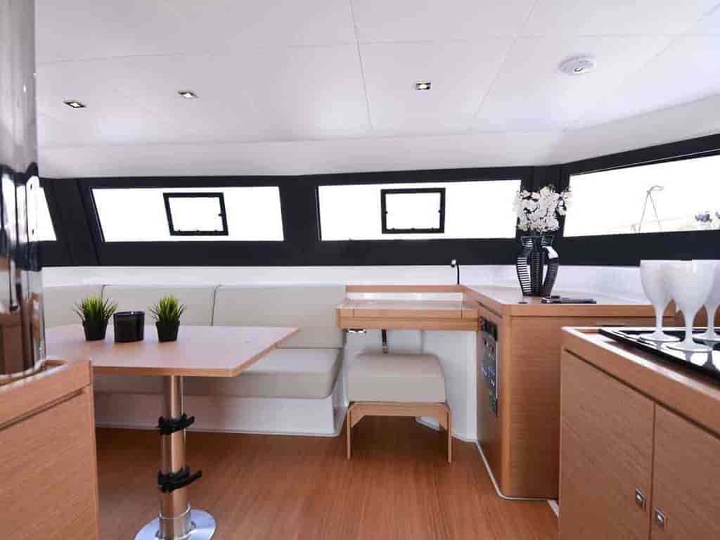 Boat picture 9