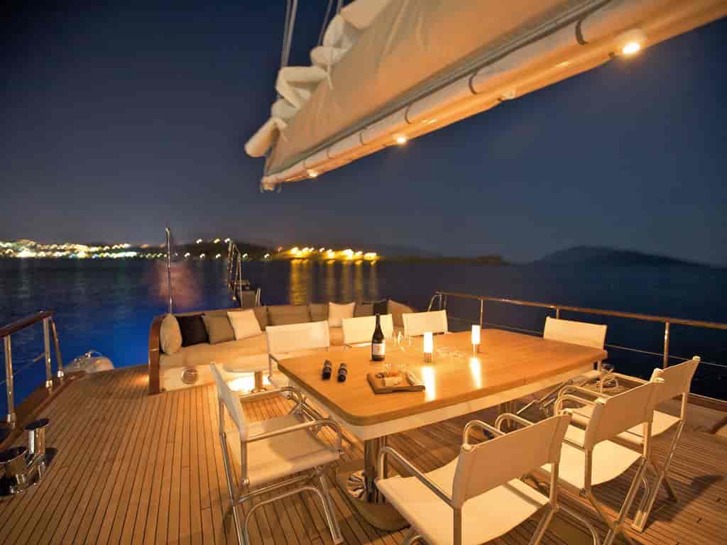 Boat picture 9