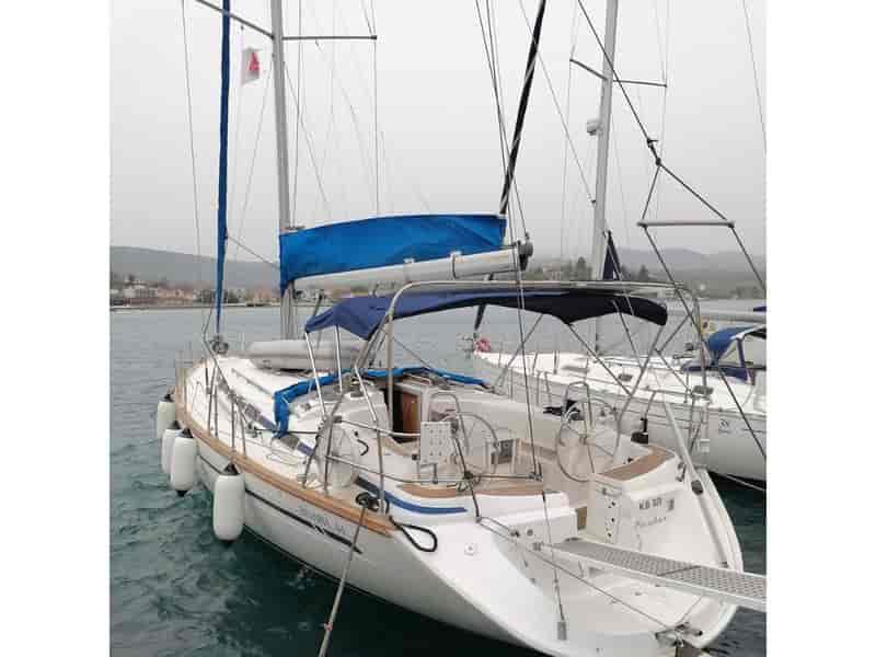 Photo of undefined, image 1 of 6