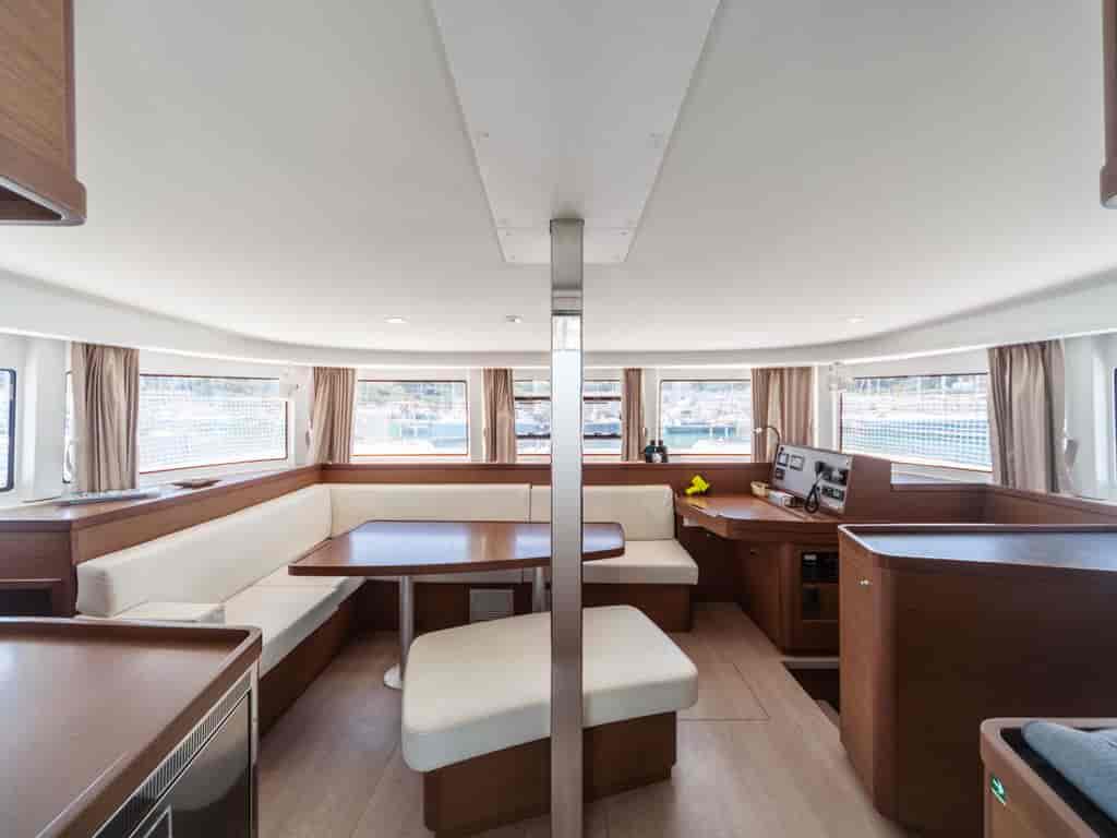 Boat picture 13