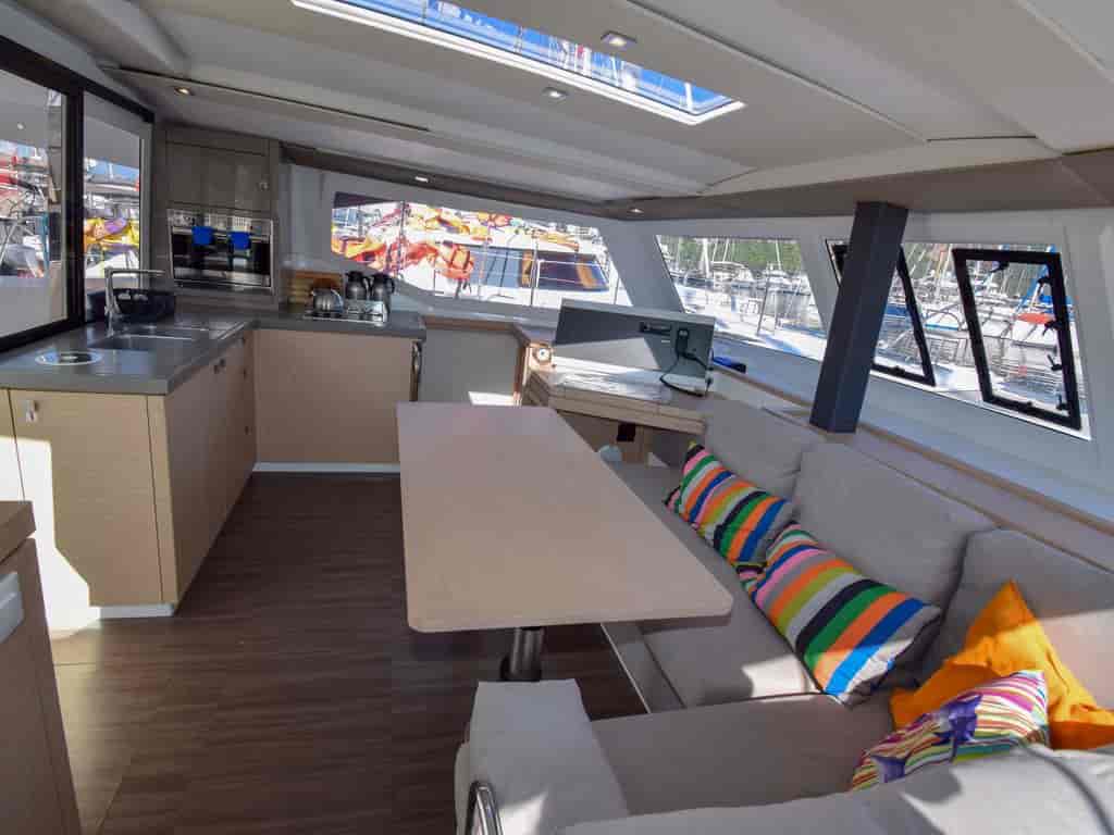 Boat picture 13