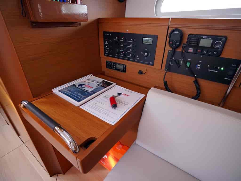 Boat picture 13