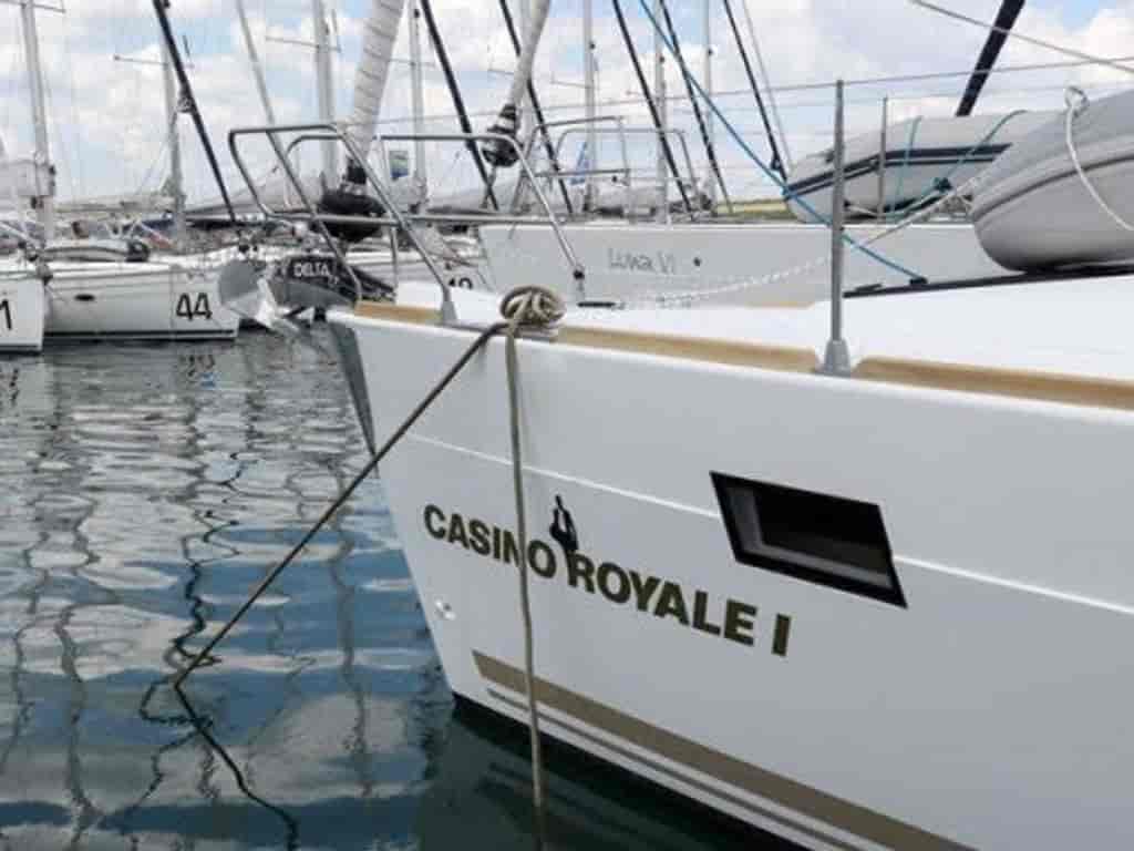Photo 4 of Casino Royale