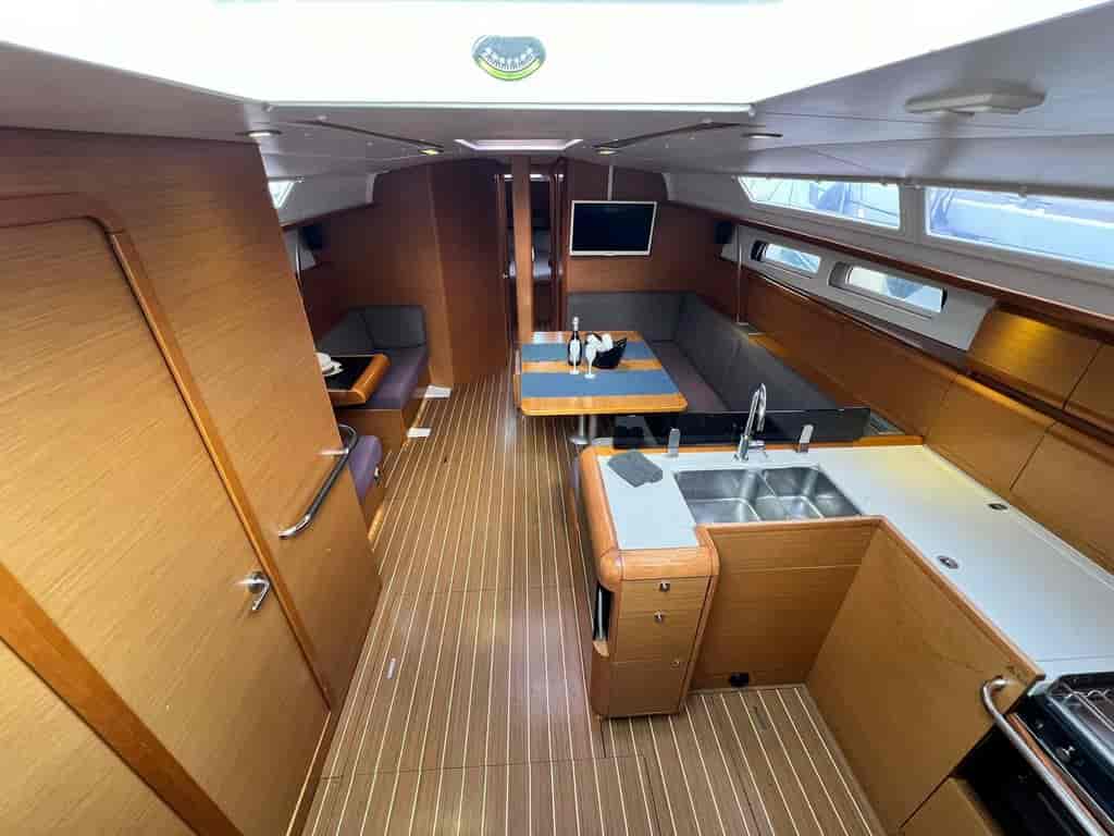 Boat picture 9