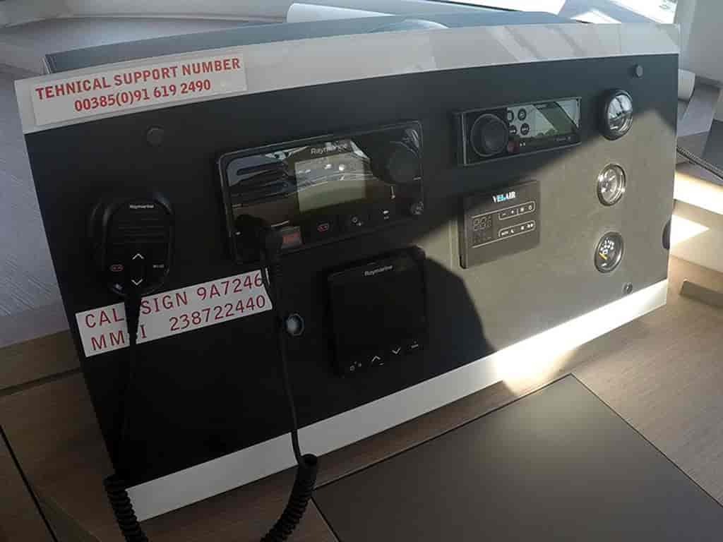 Boat picture 17