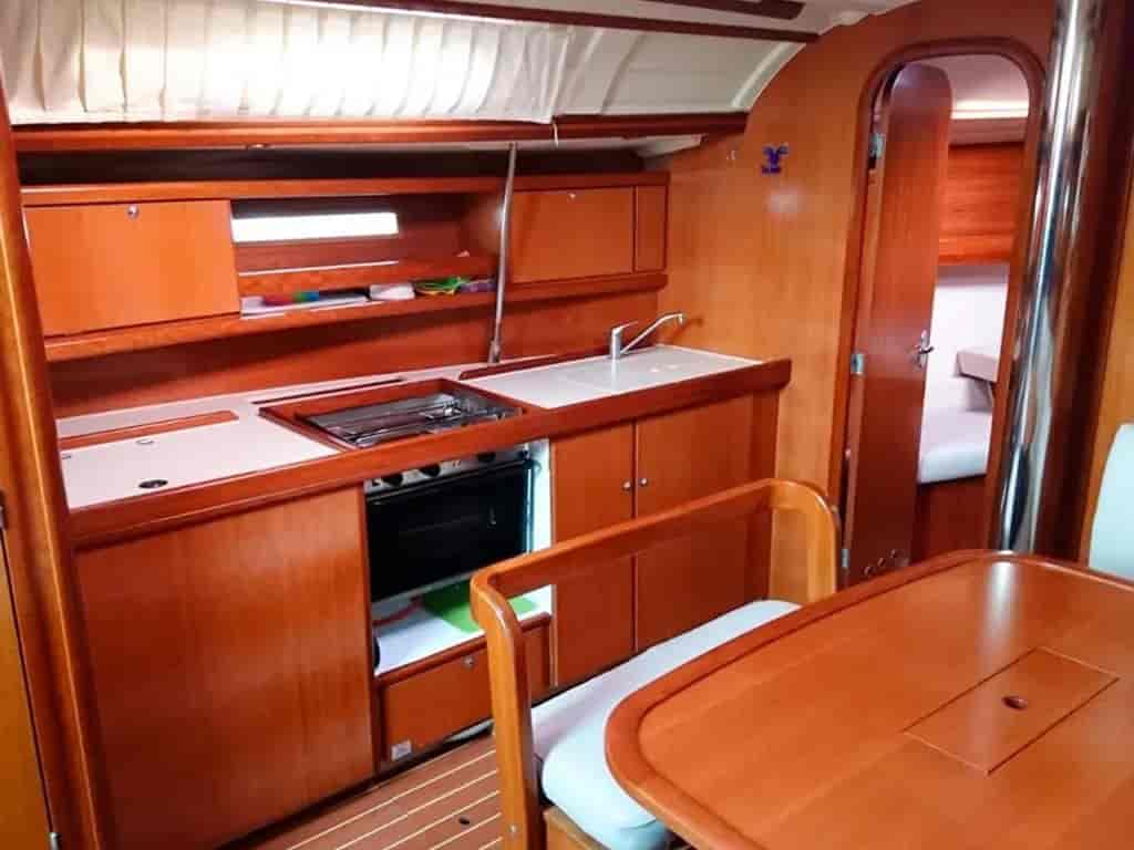 Boat picture 9
