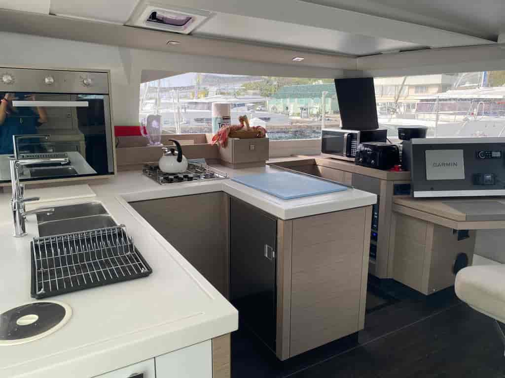 Boat picture 9