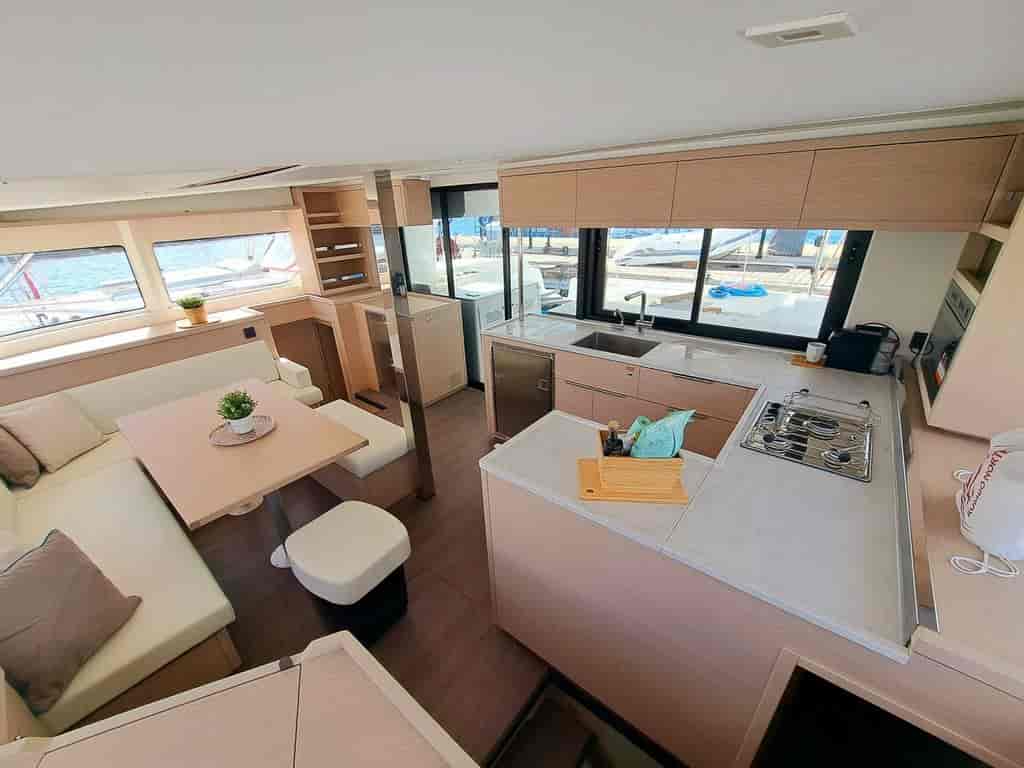 Boat picture 16