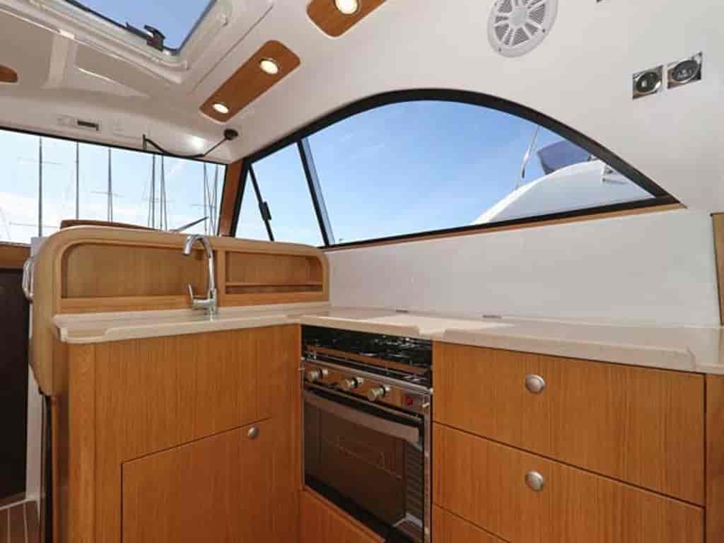 Boat picture 16