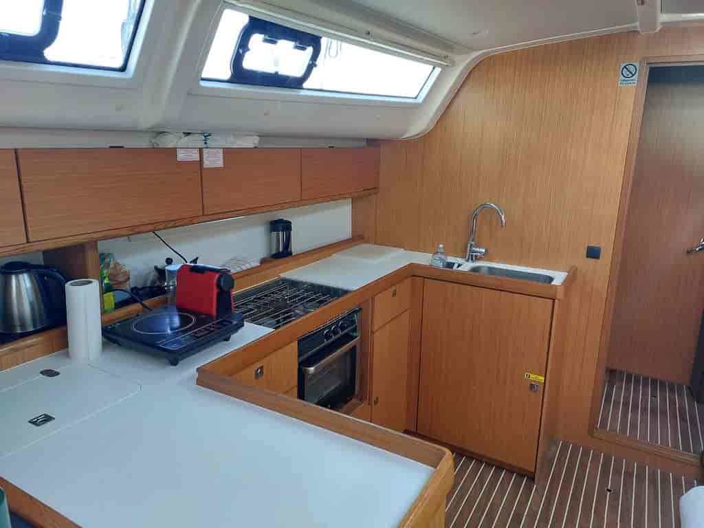 Boat picture 9