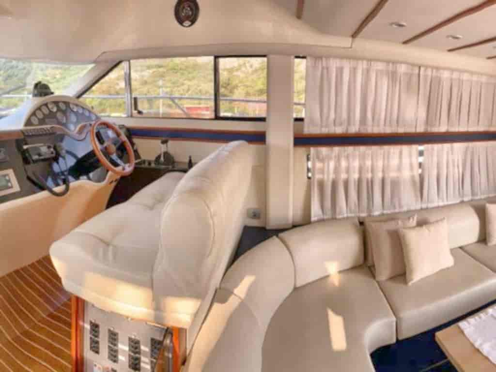 Boat picture 9