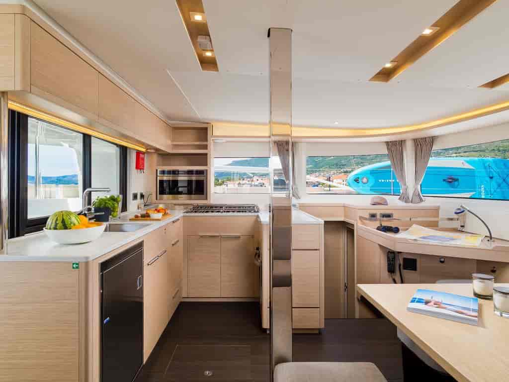 Boat picture 13