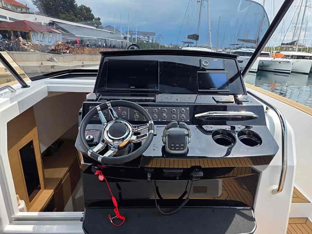 Boat picture 13