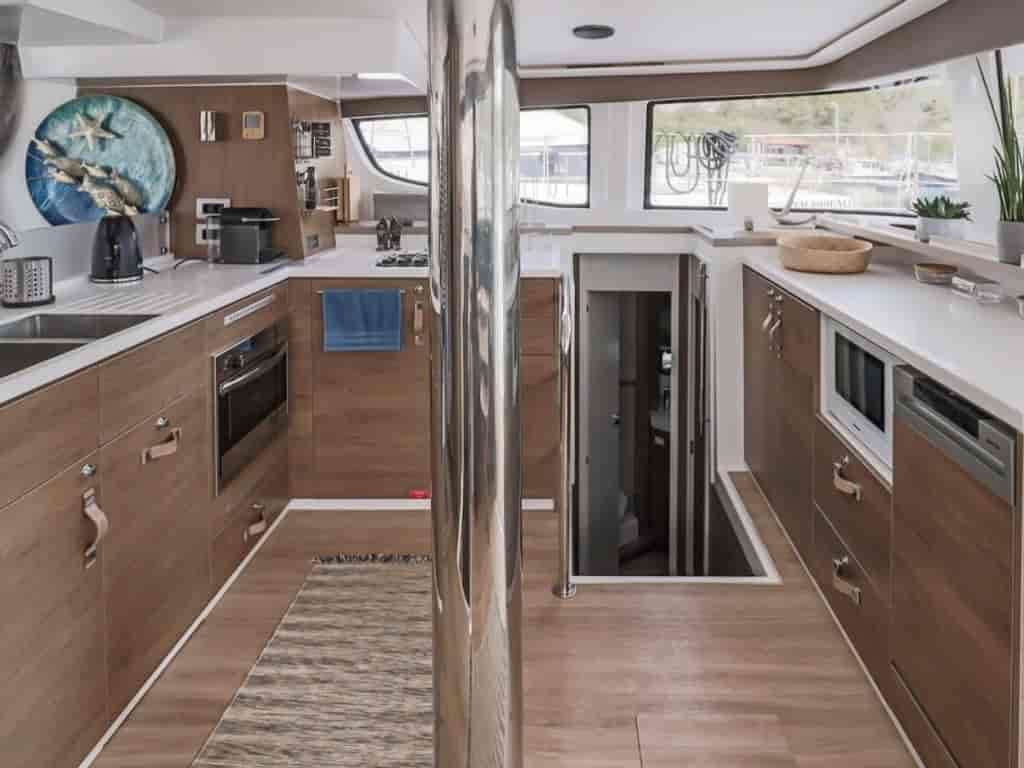 Boat picture 13