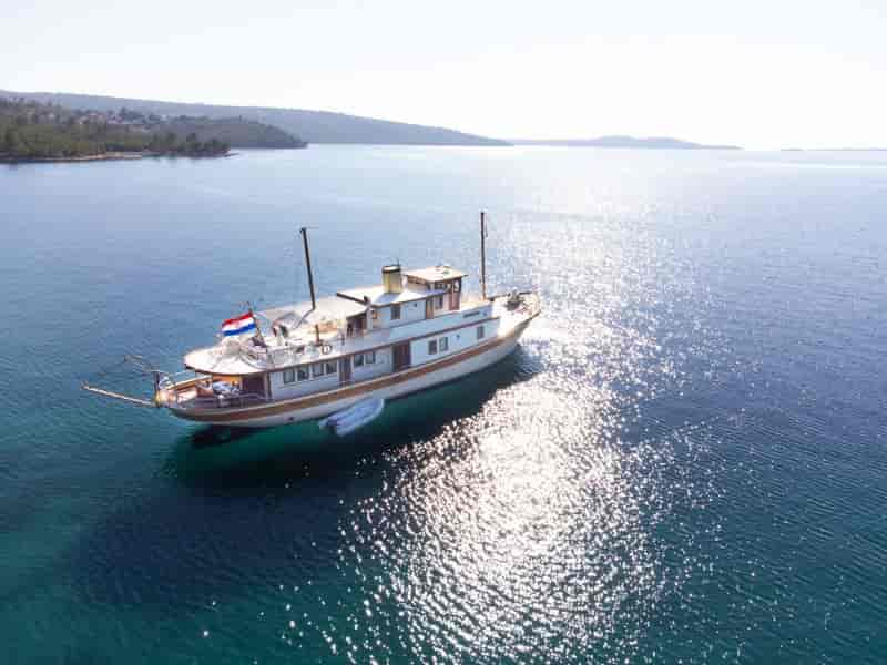 Boat picture 1