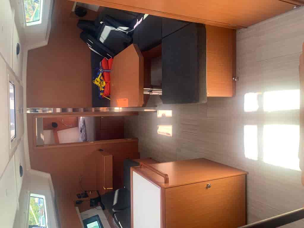 Boat picture 9