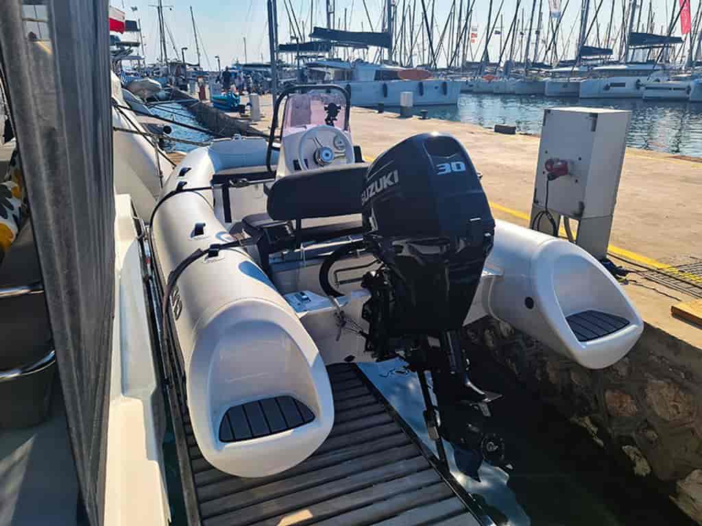Boat picture 9