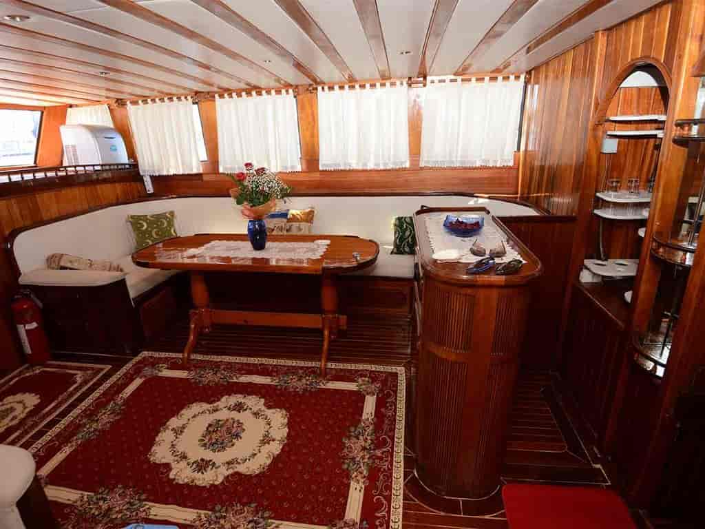 Boat picture 9