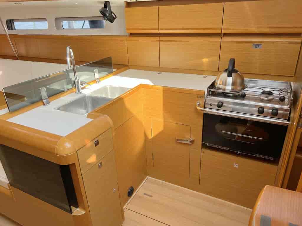 Boat picture 16
