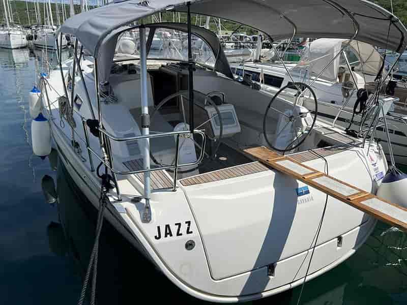 Photo of undefined, image 1 of 31