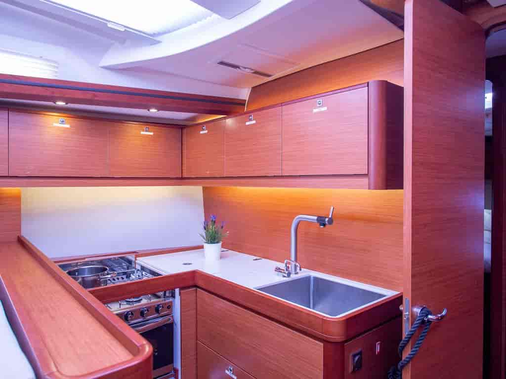 Boat picture 17
