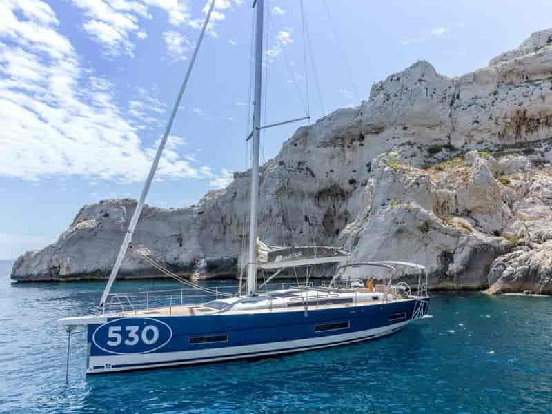 Photo of undefined, image 1 of 6