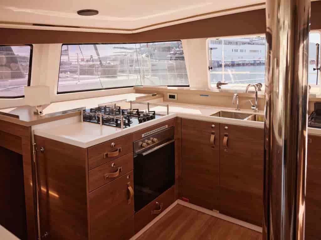 Boat picture 9