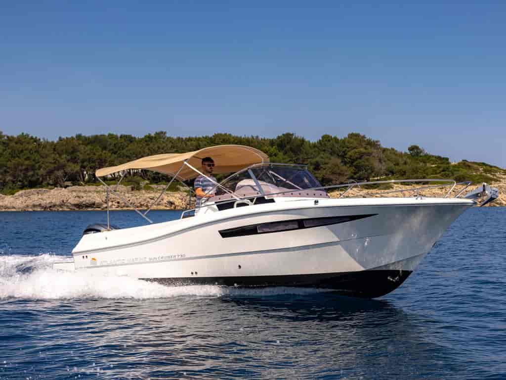 Boat picture 10